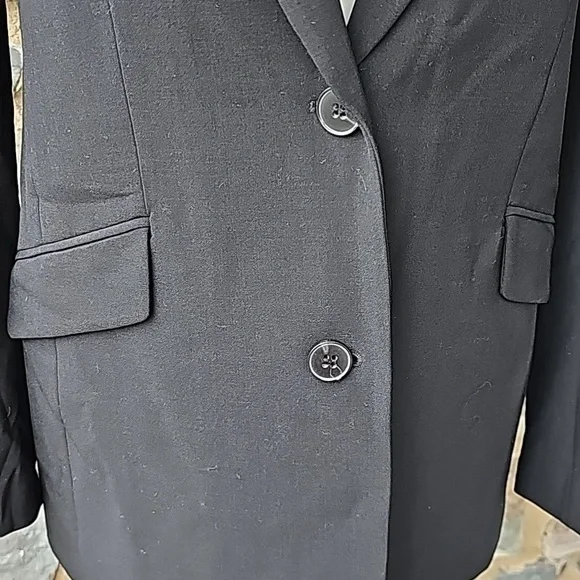 Theory Classic Black blazer with 1 button size 2